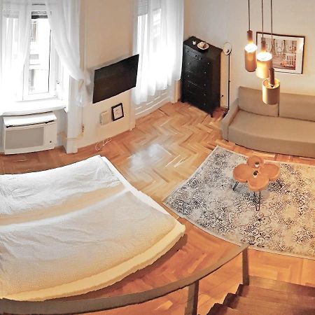 Luxury New Apartment With Gallery At Dob Street Nearby Gozsdu Court Budapest Exteriör bild