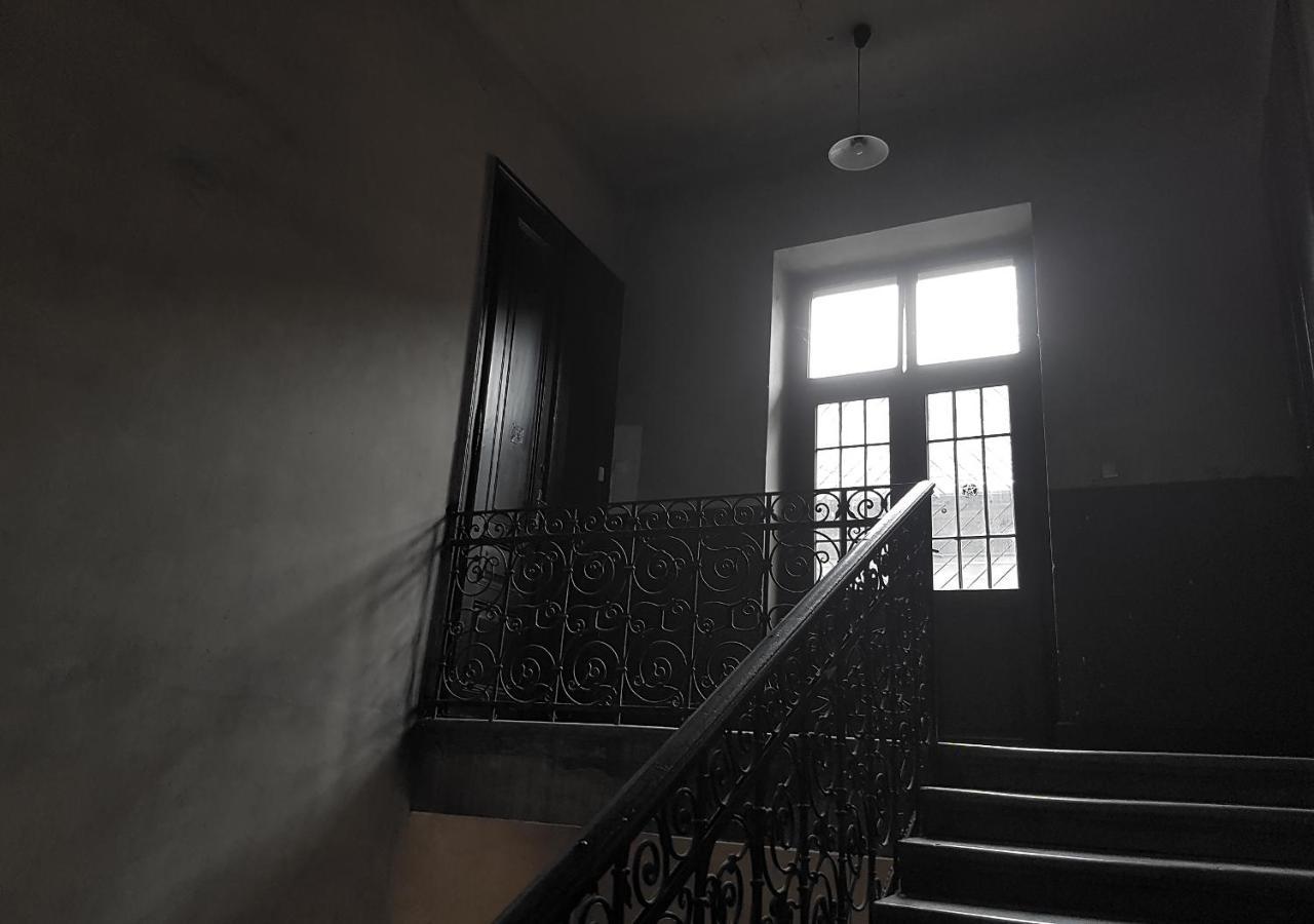 Luxury New Apartment With Gallery At Dob Street Nearby Gozsdu Court Budapest Exteriör bild